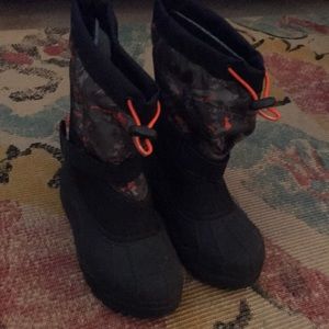 Columbia kids snow boot